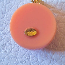 Load image into Gallery viewer, 20 mm   buttons  pendant,resin, stamped
