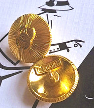 Load image into Gallery viewer, 18 mm stamped,buttons,gold metal
