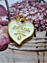 Load image into Gallery viewer, 20 mm buttons,pendant,emaille,  gold metal,Prada
