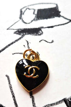 Load image into Gallery viewer, 17 mm buttons stamped ,pendant, gripox,gold metal.
