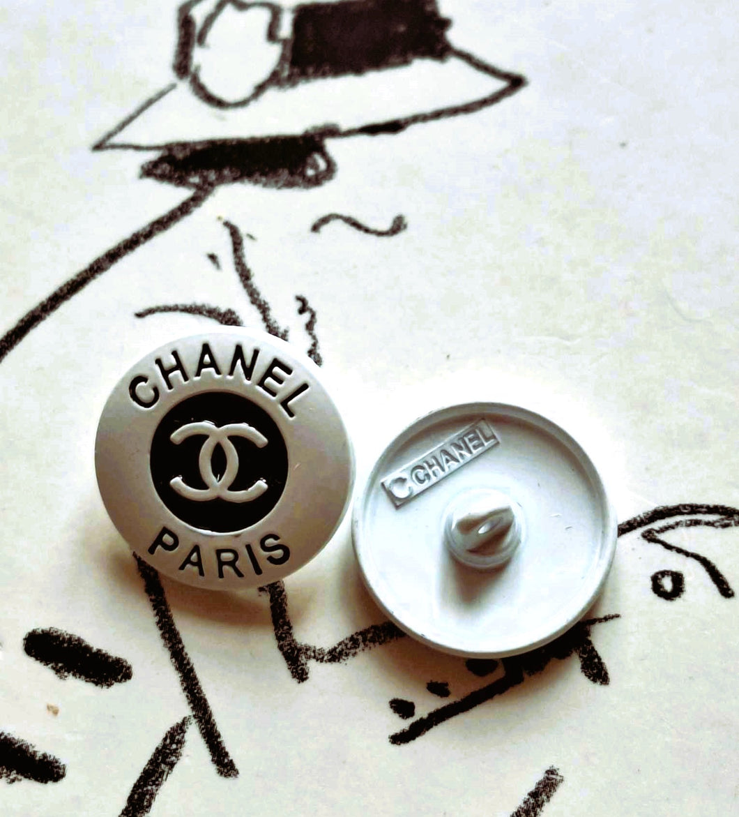 20 mm  stamped,buttons,metal,emaille