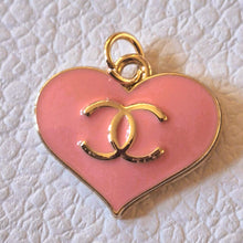 Load image into Gallery viewer, 25 mm stamped buttons,pendant,gripox,baby pink,metal
