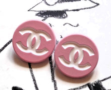 Load image into Gallery viewer, 20 mm stamped buttons,emaille,metal,pink
