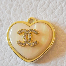 Load image into Gallery viewer, 21 mm  stamped buttons  gold metal ,nacre,zirkonia,opalescent
