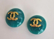 Load image into Gallery viewer, 20 mm stamped buttons,resin.green
