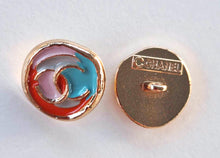 Load image into Gallery viewer, 18 mm buttons, stamped gold,metal,emaille
