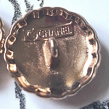 Load image into Gallery viewer, 20 mm stamped buttons , gold metal,
