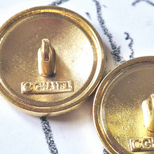 Load image into Gallery viewer, 20 mm stamped buttons, gold metal
