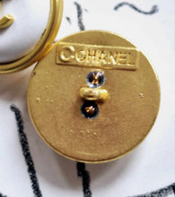 Load image into Gallery viewer, 22 mm stamped buttons,matt,gripox,metal
