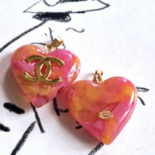 Load image into Gallery viewer, 27 mm   buttons  ,pendant,stamped,,resin, opalescent
