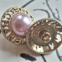 Load image into Gallery viewer, 20 mm stamped buttons,faux perlen,metal
