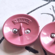 Load image into Gallery viewer, 23 mm stamped buttons,metal,emaille
