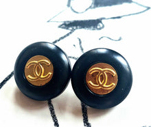 Load image into Gallery viewer, 18 mm stamped butons,gripox,metal
