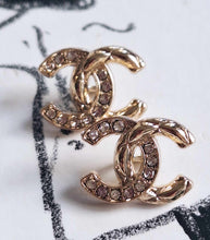 Load image into Gallery viewer, 13,5 mm stamped,buttons, zirkonia,gold metal
