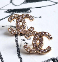 Load image into Gallery viewer, 13,5 mm stamped,buttons, zirkonia,gold metal
