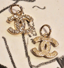 Load image into Gallery viewer, 13,5 mm stamped,buttons,pendant zirkonia,gold metal
