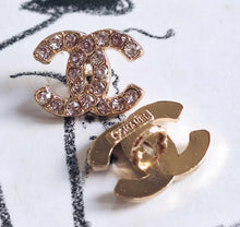 Load image into Gallery viewer, 13,5 mm stamped,buttons, zirkonia,gold metal
