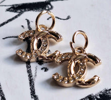 Load image into Gallery viewer, 13,5 mm stamped,buttons,pendant,zirkonia,gold metal
