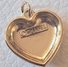 Load image into Gallery viewer, 20 mm buttons, stamped, gold,metal,,zirkonia,pendant (Kopia)
