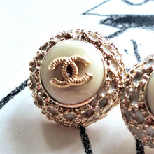 Load image into Gallery viewer, 18 mm buttons,gripox,gold metal
