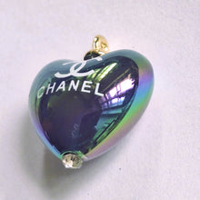 Load image into Gallery viewer, 22 mm   buttons  ,pendant,stamped,,resin, opalescent,bilateral
