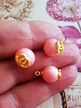 Load image into Gallery viewer, 10 mm buttons,resin,metal
