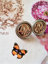 Load image into Gallery viewer, 18 mm buttons,metal,silver,gold Dior
