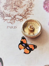 Load image into Gallery viewer, 20 mm stamped,buttons,metal
