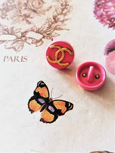 Load image into Gallery viewer, 11 mm buttons,metal,emaille
