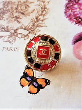 Load image into Gallery viewer, 20 mm buttons,metal,emaille
