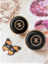 Load image into Gallery viewer, 18 mm buttons  gold metal,resin
