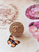 Load image into Gallery viewer, 20 mm  stamped buttons ,metal
