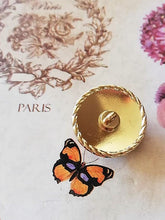 Load image into Gallery viewer, 20 mm buttons,metal,emaille
