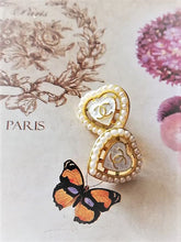 Load image into Gallery viewer, 14 mm stamped ,buttons,metal,faux perlen,emaille
