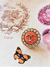 Load image into Gallery viewer, 20 mm stamped buttons,coral,metal,gripox
