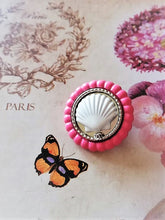 Load image into Gallery viewer, 23 mm buttons,resin,metal
