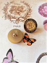 Load image into Gallery viewer, 18 mm stamped buttons,gripox,gold metal,brown--L.V
