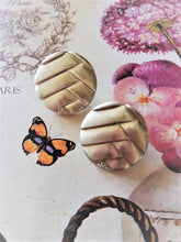 Load image into Gallery viewer, 20 mm buttons,metal
