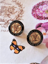Load image into Gallery viewer, 18 mm stamped buttons,gripox, black,gold metal-L.V

