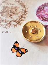 Load image into Gallery viewer, 25 mm stamped buttons,faux perlen,emaille,metal
