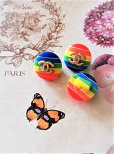 Load image into Gallery viewer, 12 mm buttons,rainbow,,resin,metal
