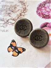 Load image into Gallery viewer, 18 mm buttons,brass
