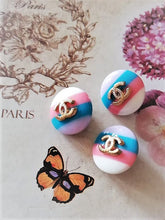 Load image into Gallery viewer, 14 mm rainbow buttons,resin,metal
