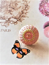 Load image into Gallery viewer, 18 mm stamped buttons,metal,emaille
