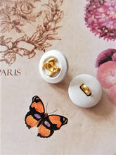 Load image into Gallery viewer, 13 mm buttons,resin,metal
