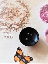 Load image into Gallery viewer, 18  mm buttons,matt,metal,emaille
