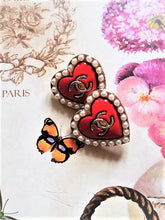 Load image into Gallery viewer, 20 mm stamped buttons,gripox,metal,faux perlen
