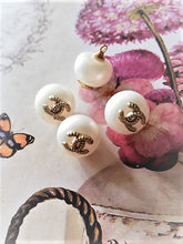 Load image into Gallery viewer, 12 mm buttons,faux perlen,gold metal
