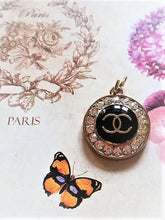 Load image into Gallery viewer, 20 mm stamped buttons,pendant,gold metal,zirkonia,gripox
