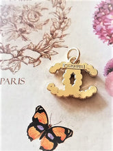 Load image into Gallery viewer, 19 mm stamped buttons,pendant,gold metal,zirkonia
